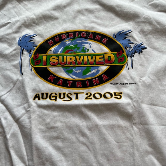 Vintage Hurricane Katrina 2005 Tee M White Survivor TV Show New Orleans Louisian - Picture 2 of 4